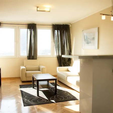 Apartment4you Plac Bankowy * Warsaw
