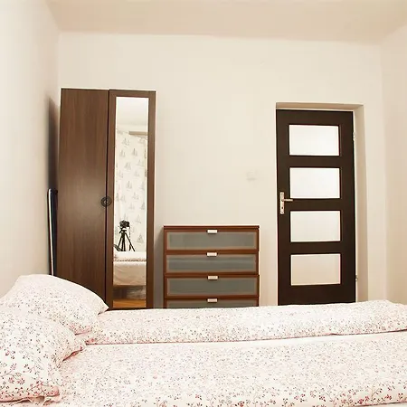 Apartment Apartment4you Plac Bankowy Warsaw