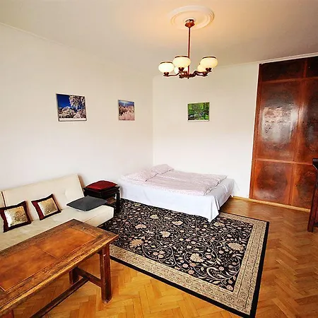 Apartment4you Plac Bankowy * Warsaw