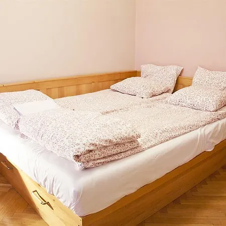 Apartment4you Plac Bankowy * Warsaw