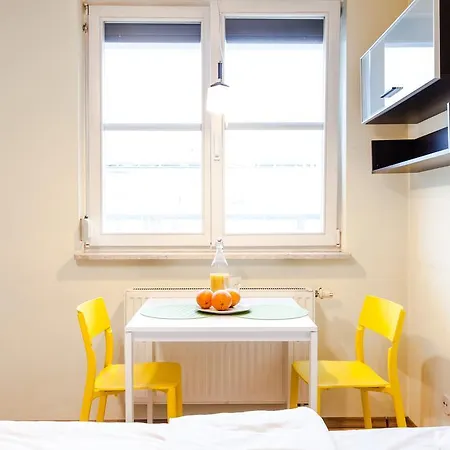 Apartment4you Plac Bankowy Apartment Warsaw