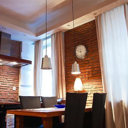 Apartment4you Plac Bankowy Apartman Varsó